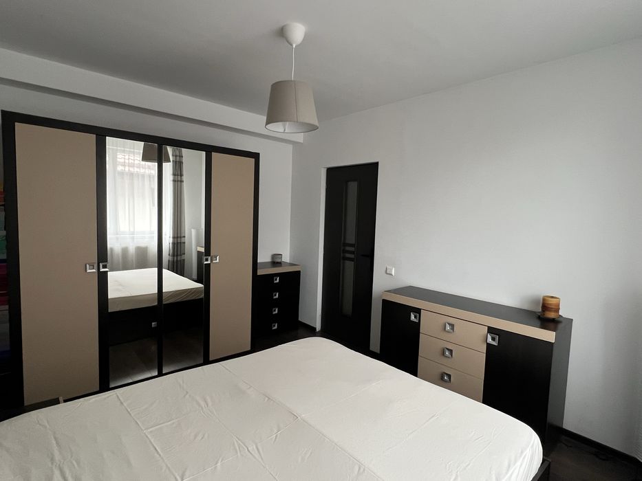 Proprietar - Închiriez apartament 2 camere, Metrou Dimitrie Leonida (Centrală, AC, Parcare, 56mp, Etaj 1)