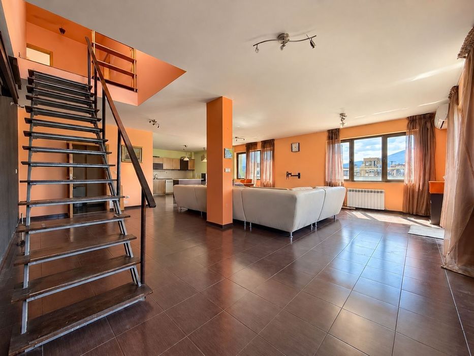 Продава се Многостаен апартамент в София, Младост 3 - 330 кв.м за 2667 €/кв.м - Снимка #1