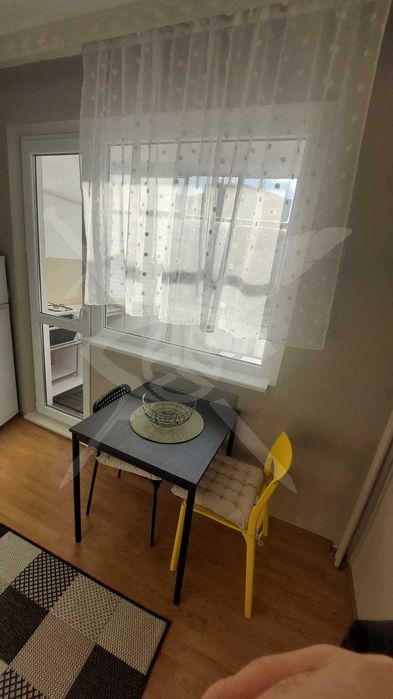 Дава се под наем Тристаен апартамент в Варна, Зимно кино Тракия - 60 кв.м за 450 € - Снимка #1