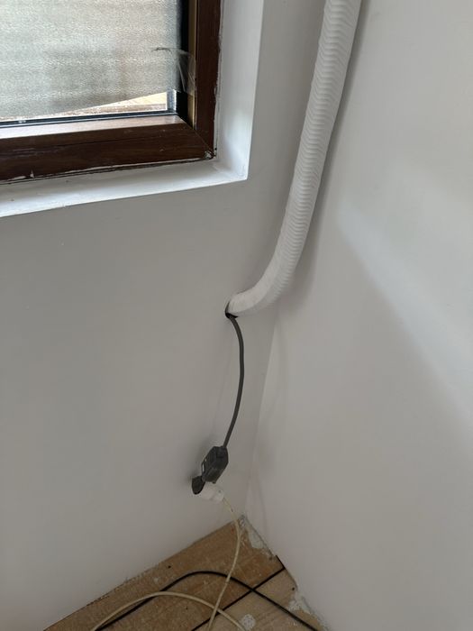 Montaj aer condiționat si incarcare freon !