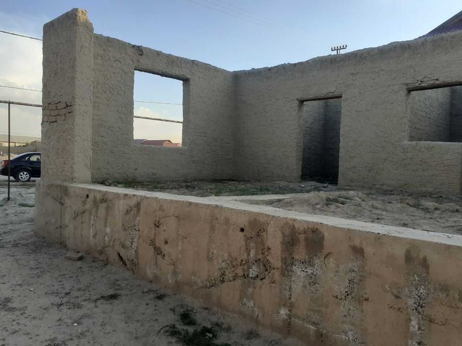 Фарход совхоз уй қурилиши тугалланмаган