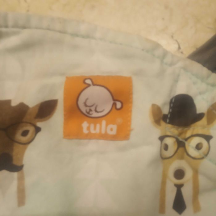 Продавам Раничка Tula todler(тодлер) за носене на деца между 11-27кг.