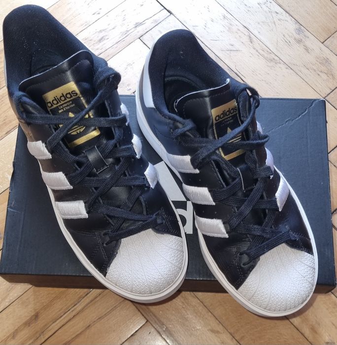 Дамски обувки Adidas Superstar