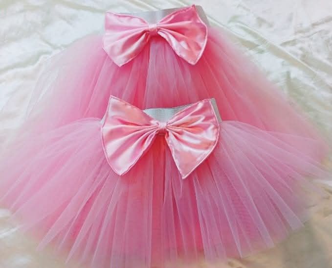 Fusta tull roz prafuit  Fusta tull neagra Fusta  tull rosu alba fuste