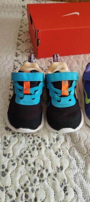 Маратонки Nike revolution 22 номер