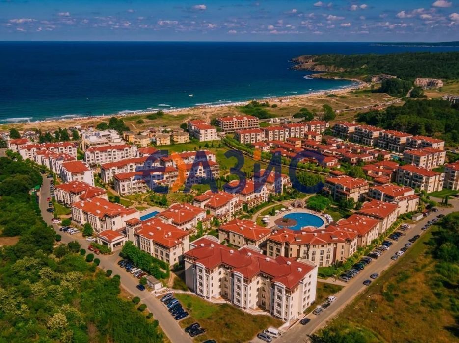 Продава се Двустаен апартамент в Созопол - 63 кв.м за 1003 €/кв.м - Снимка #2