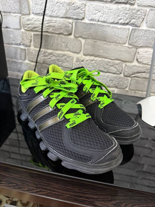 Оригинальные кроссы adidas