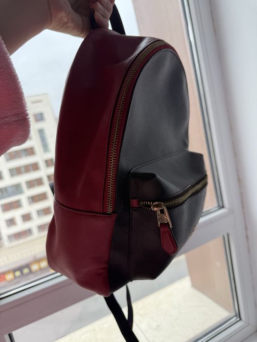 Продам Рюкзак Coach