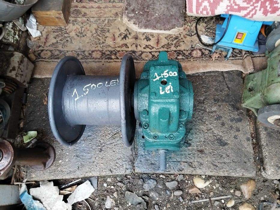 Troliu ridicat săpată fântâni foraj