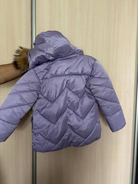 Продам детскую куртку