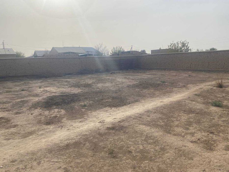 Срочно ер сотилади