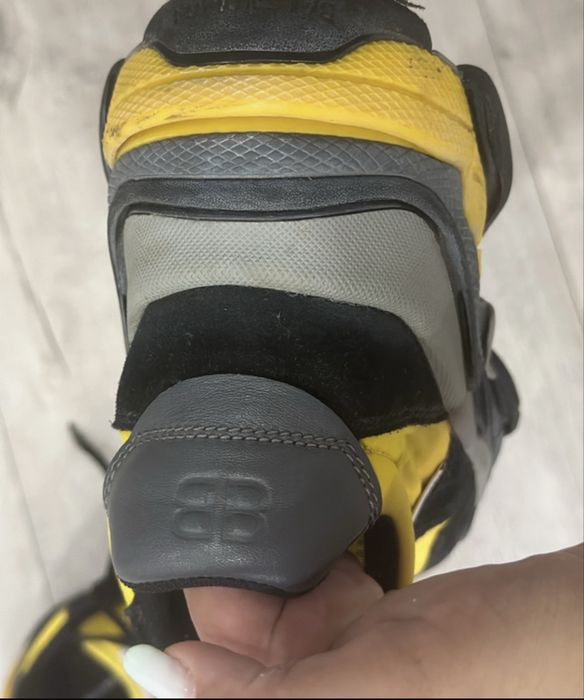 Vand Balenciaga Triple S