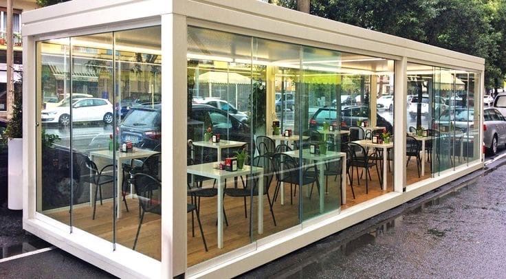 Балконы окна витражи