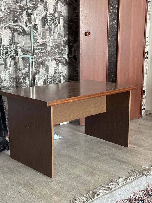 Отдам журнальный стол