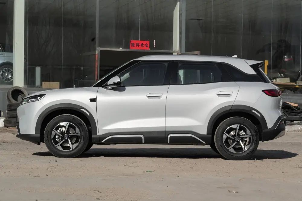 Yuan Up Smart в наличии янги, юрмаган