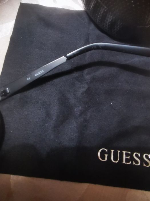 Слънчеви очила GUESS