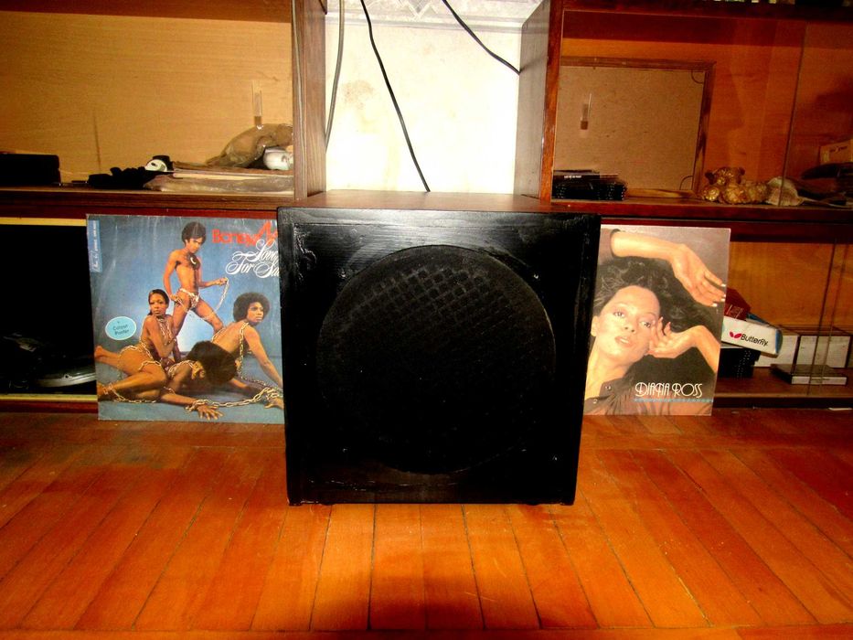 Ламповый усилитель "Nobsound" с колонками "Sanyo" и сабвуфером