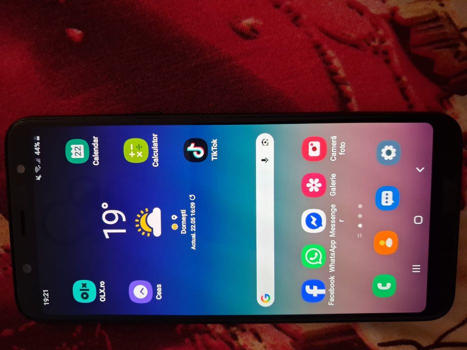 Vândsamsung A6plus dual sim