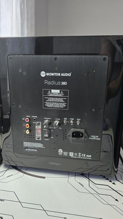 Subwoofer Monitor Audio Radius 380