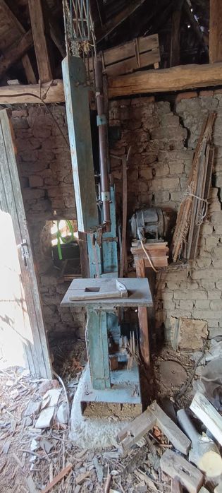 Продавам дърводелски машини