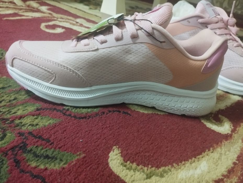 Ayollar uchun qulay krassovka.