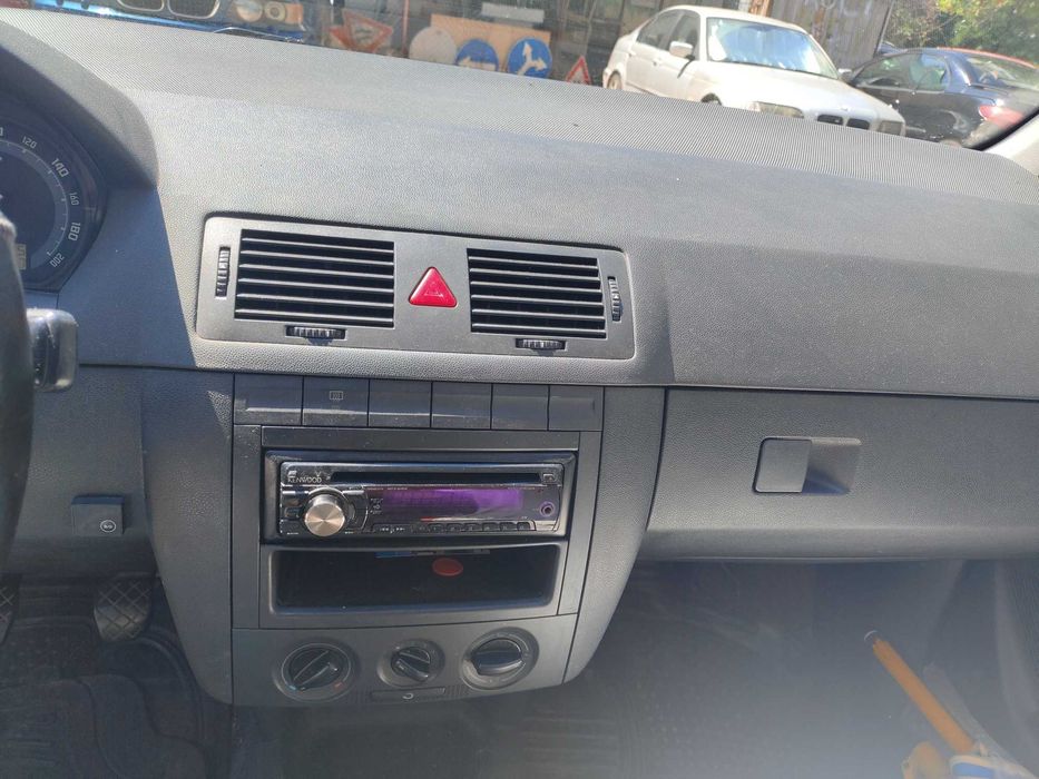 Skoda Fabia 1.2 бензин + газ LPG