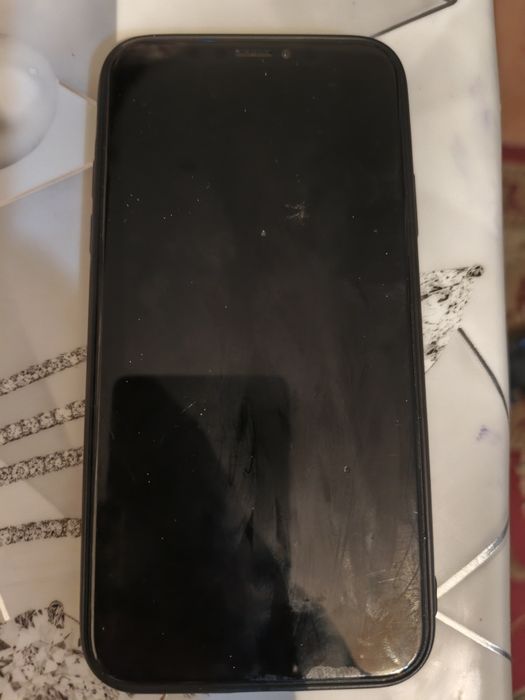 Продам IPhone x 64 гб