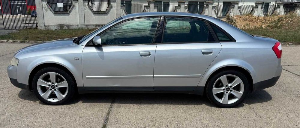 Audi A4 1.6benzina - 2001
