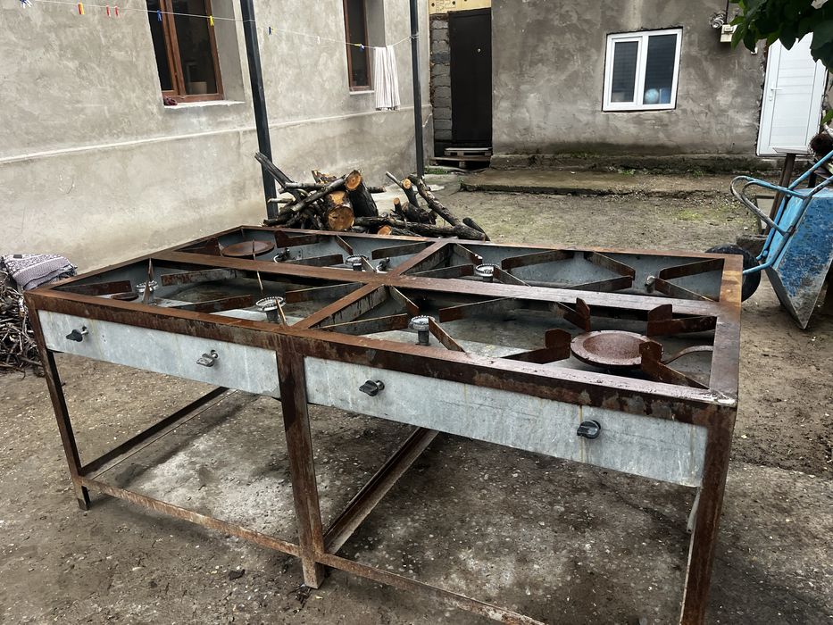Газ плита  для кафе
