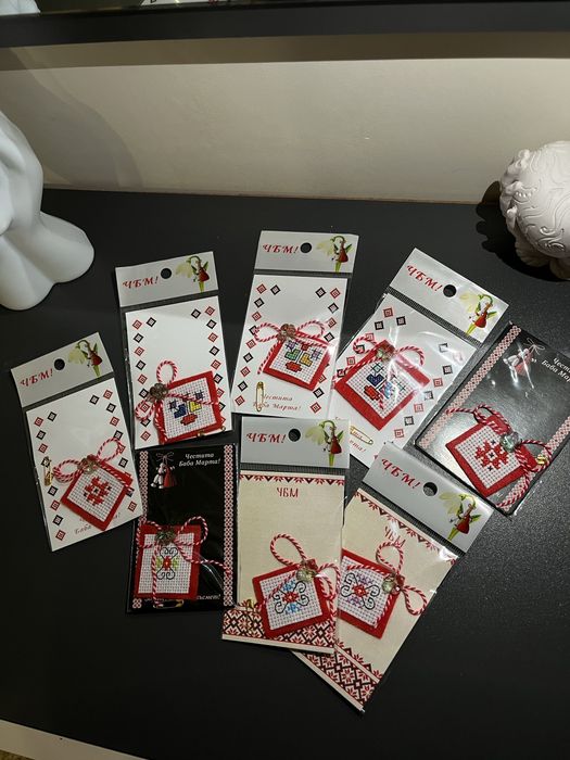 Ръчно изработени мартеници с шевици