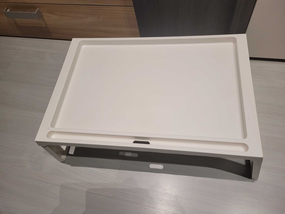 Масичка за легло за хранене - сгъваема