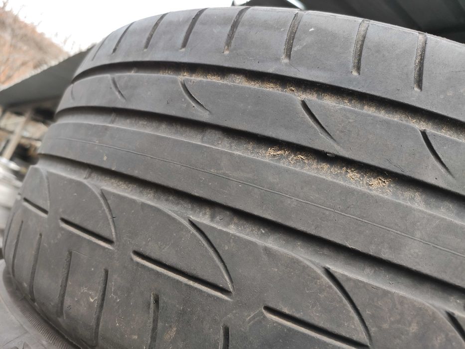 2бр Летни гуми 225 40 19 - Bridgestone