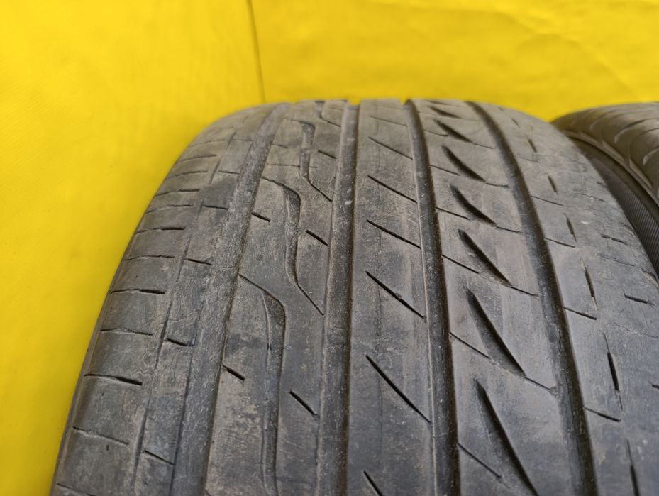 Шины 255 45 R18 Bridgestone 2шт разные