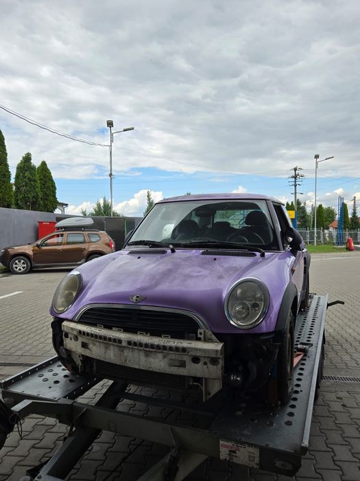 Piese/Dezmembrez Mini cooper/one r50