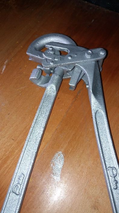 Presa indoit tevi din otel cupru alama cu 4 capete sua