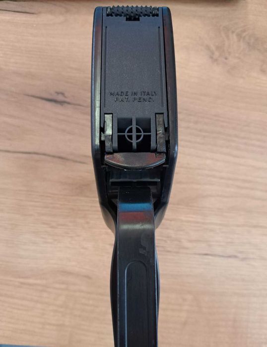 Маркиращи клещи двуредови с 16 символа за дата, партида, цена