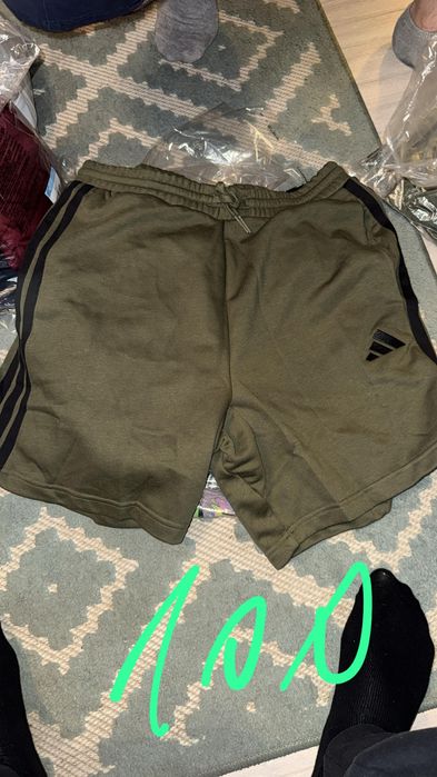 Pantaloni scurți firmă