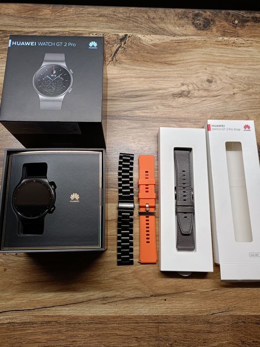 Vând smartwatch Huawei gt2 pro