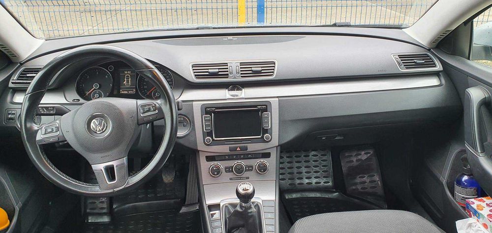 VW Passat B7 1.6 TDI - an 2012 - Euro 5 berlina