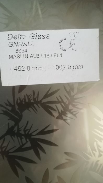 Geam, sticlă, termopan nou cu vitralii(vezi si celelalte fotografii)