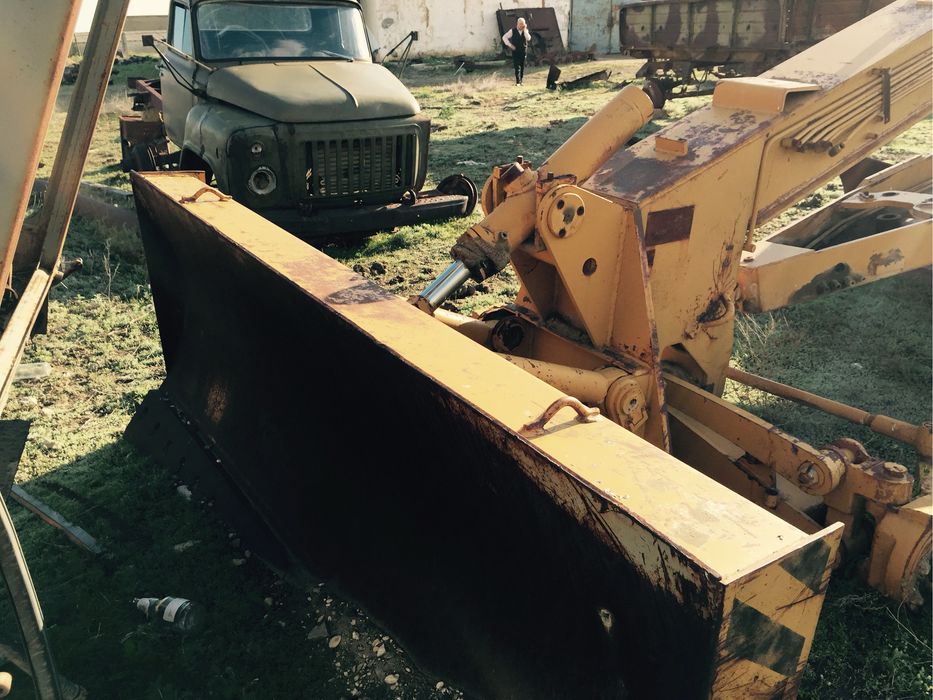 Автоорейдер на запчасти.