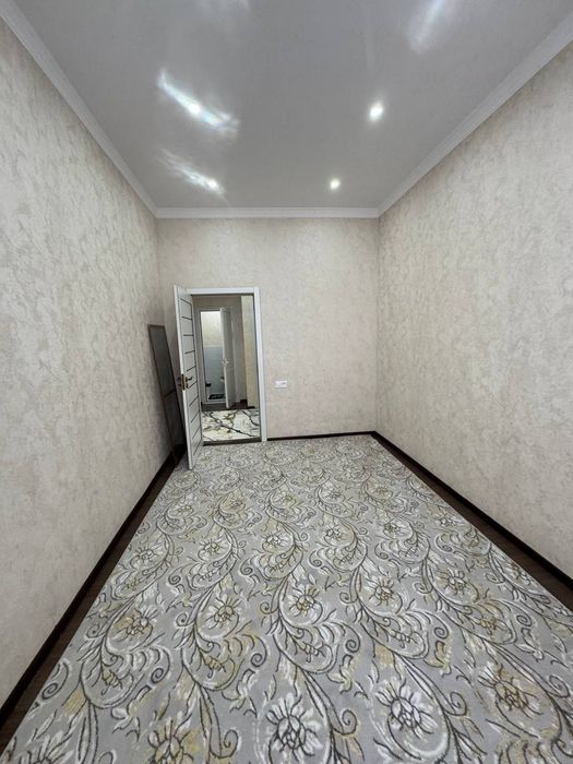 Срочно 2 хонали 55м квадрат 6 кават лифтлик домдан квартира сотилади.