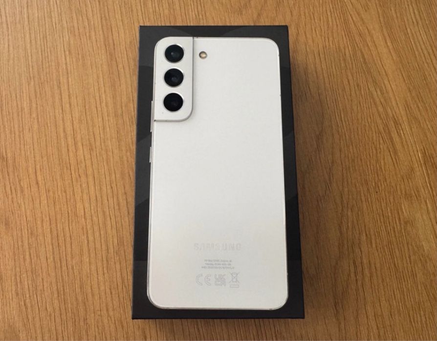Telefon Samsung Galaxy S22