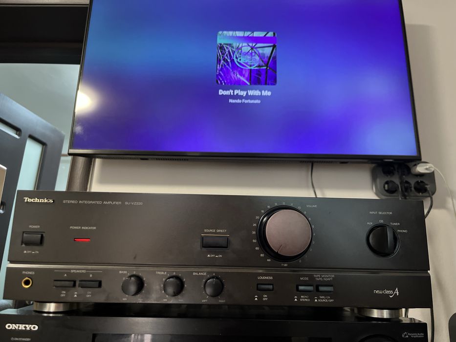 Amplificator Technics SU-VZ220