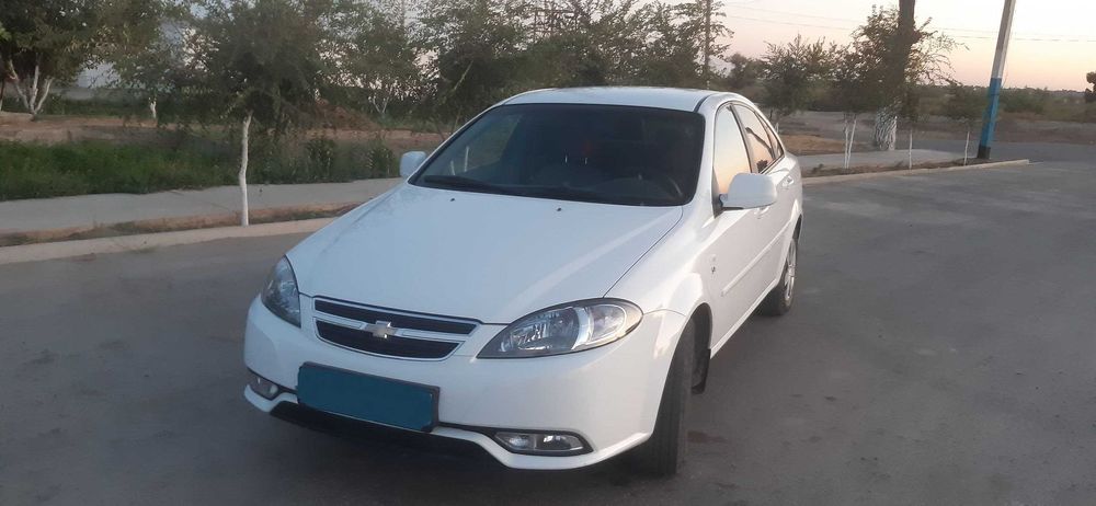 продается автомобиль Джентра