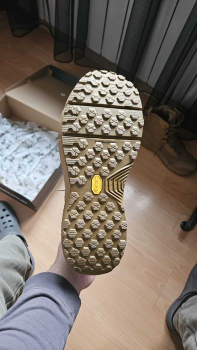 Under Armour Men's Shoes UA Charged Valsetz Coyote Vibram