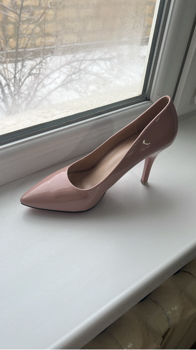 Өте жақсы жағдайда туфли сатылады