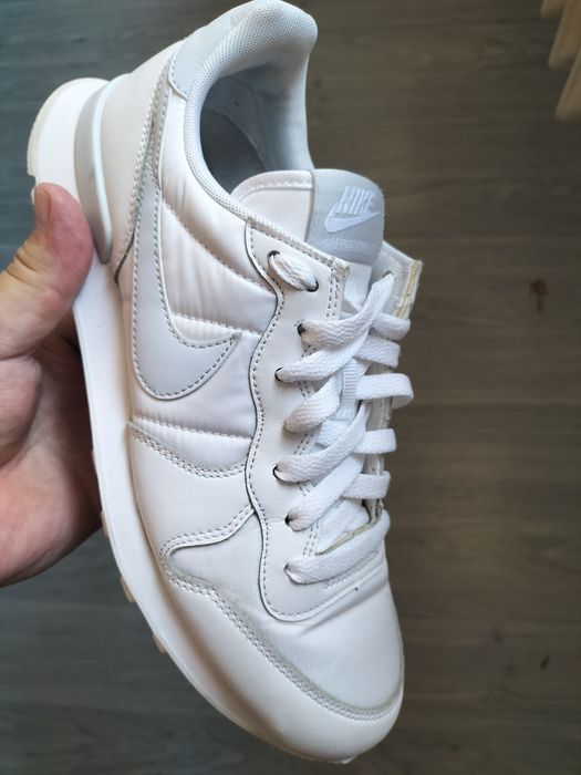 Adidași Nike Internationalist Dama mărimea 39 (25 cm)