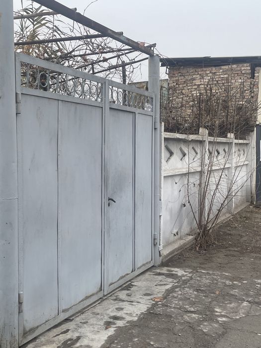 Продоется большой дом со всеми удобствами