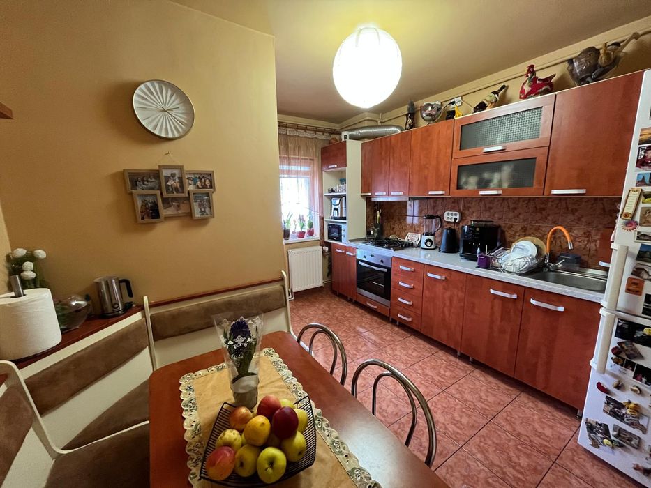 De vânzare apartament 3 camere Odorheiu Secuiesc